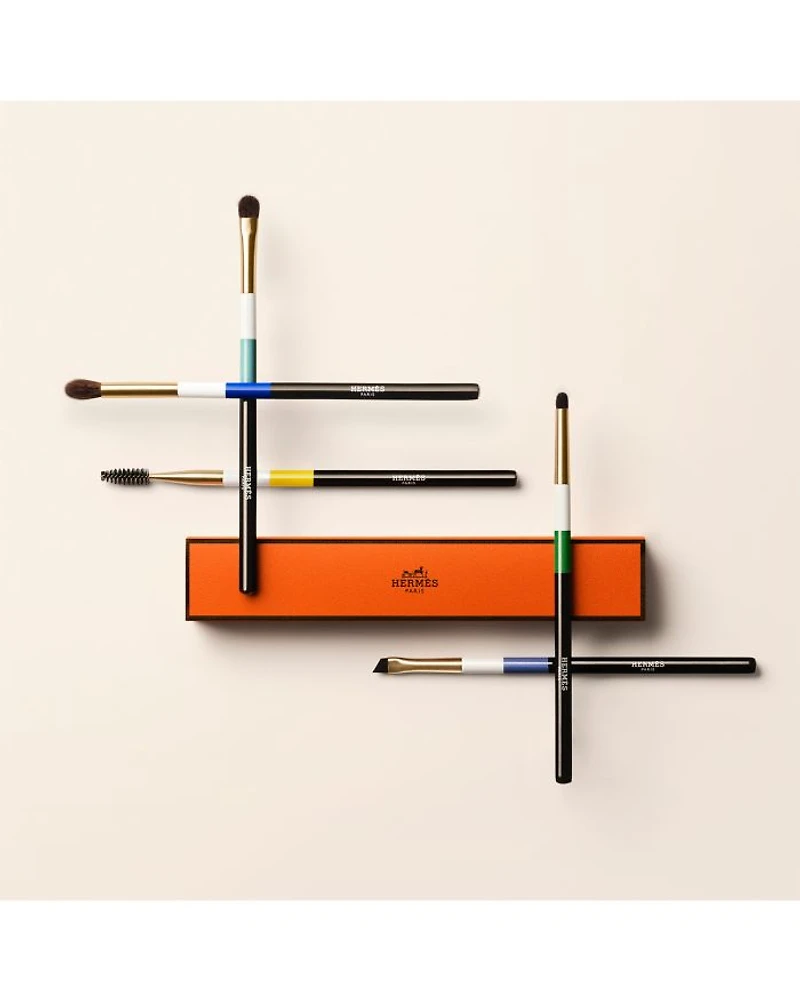 Les Pinceaux Hermès Precision Blending Eye Brush