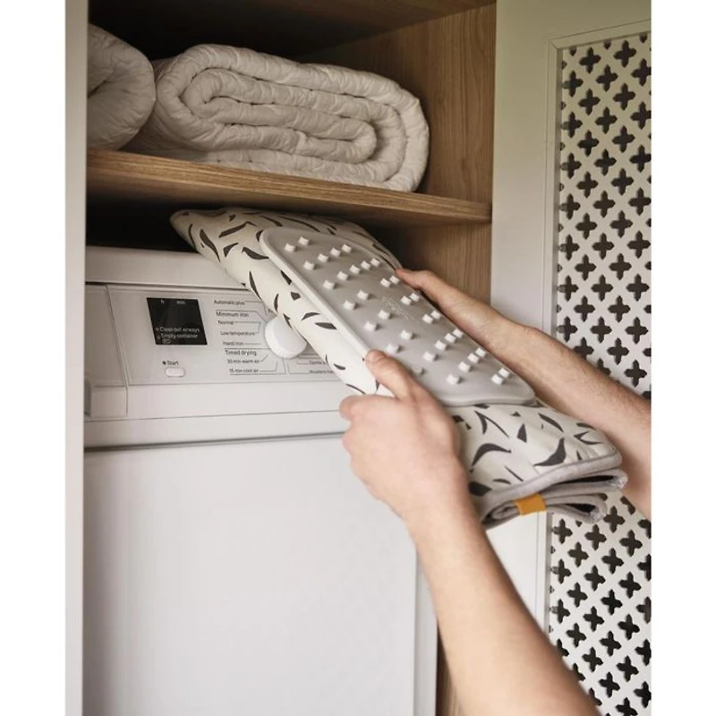 Swift Folding Iron And Steaming Mat