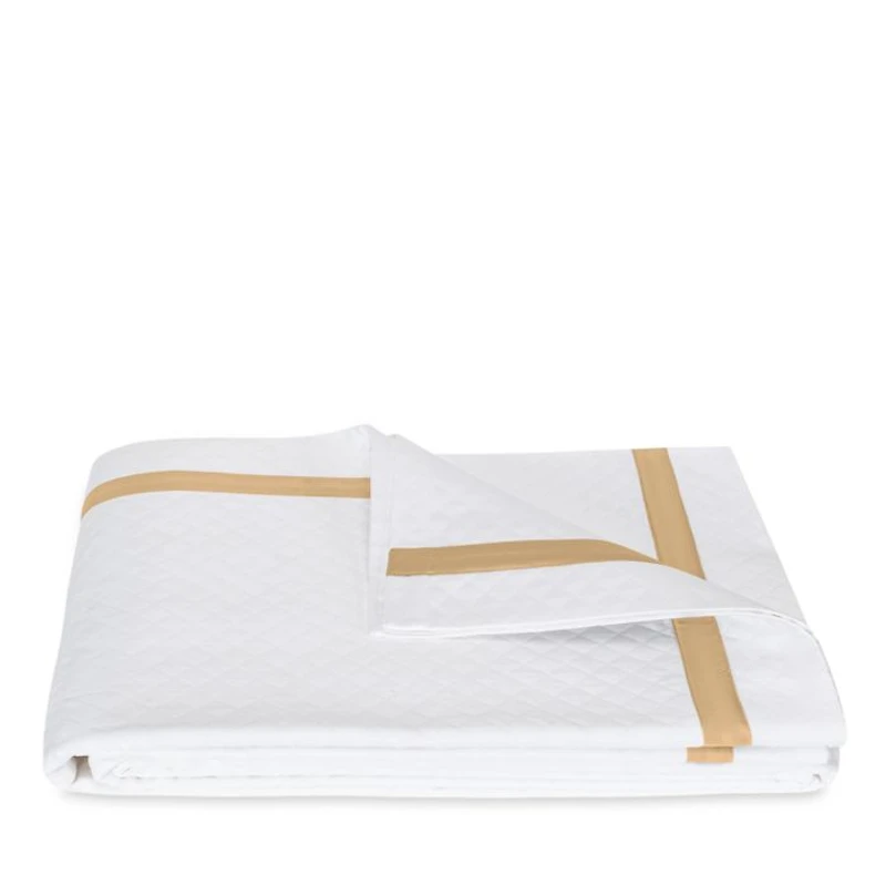 Lowell Diamond Matelassé Coverlet