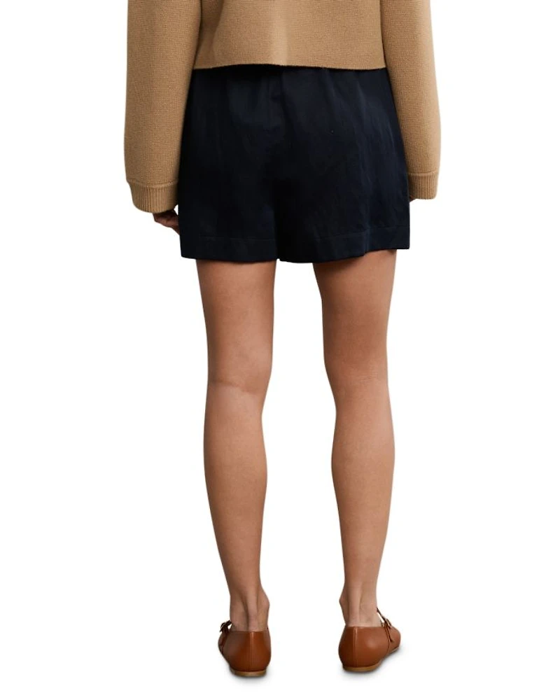 Logan Pull On Shorts
