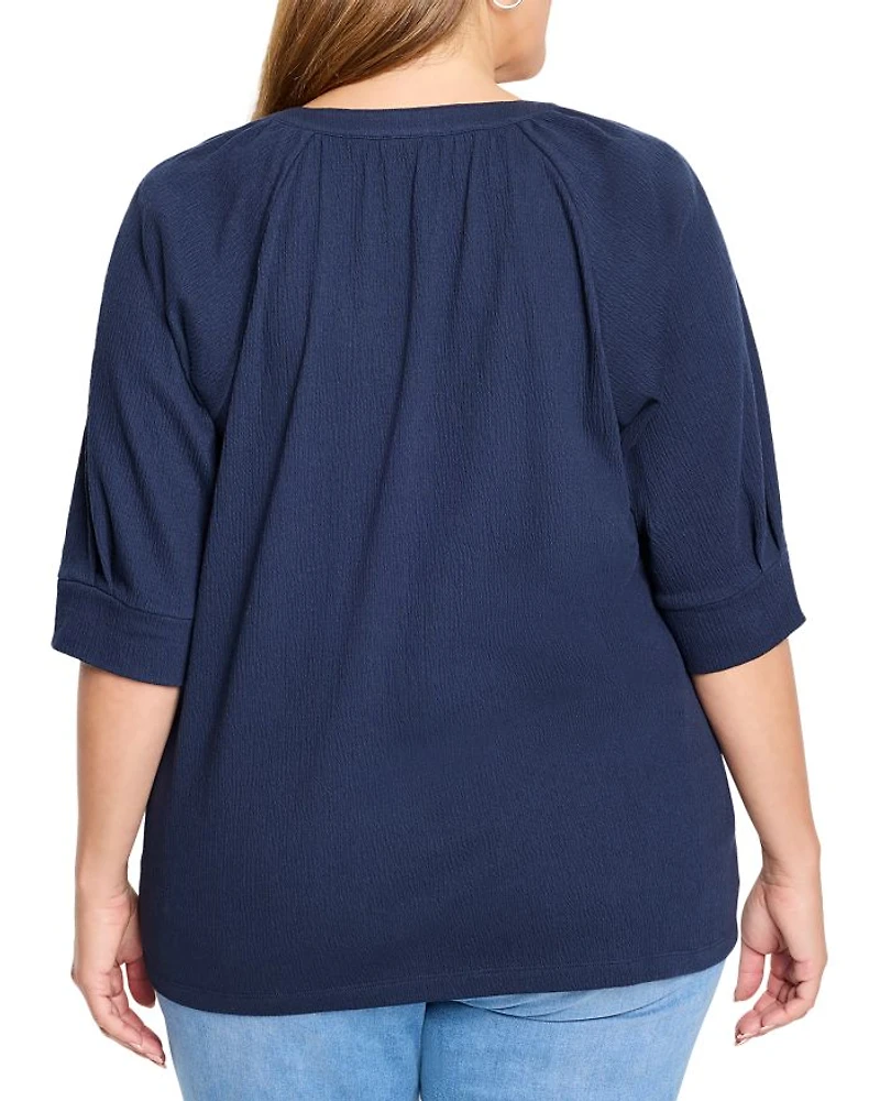 Crinkle Knit Café Top