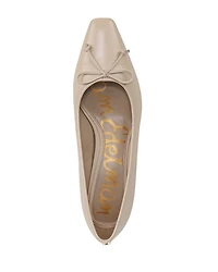Women's Rinda Leather Kitten Heel Pumps