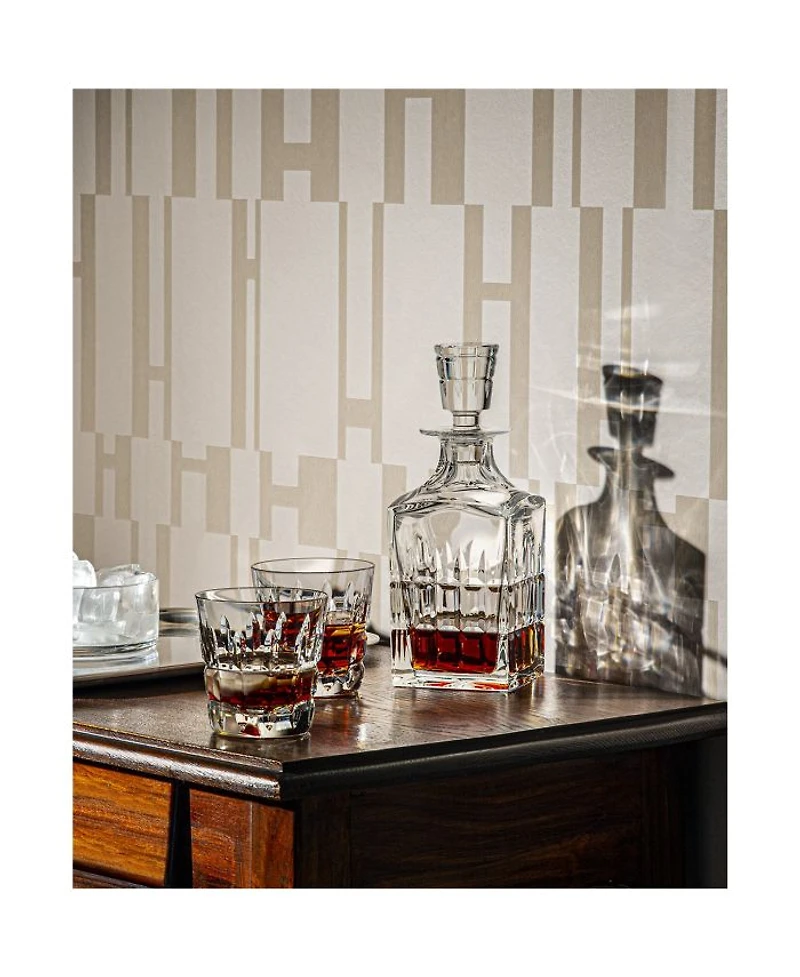 Manhattan On the Rocks Set: Square Decanter & 2 Medium Old Fashion Glasses