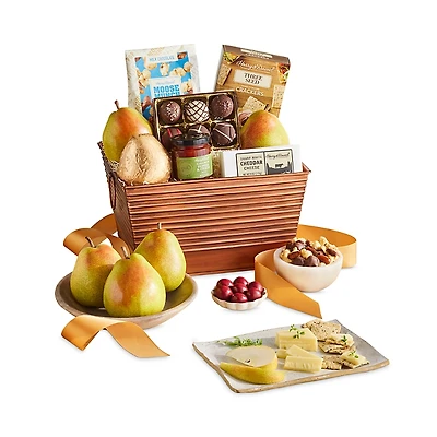 Harry & David Classic Favorites Gift Basket, 13 Piece
