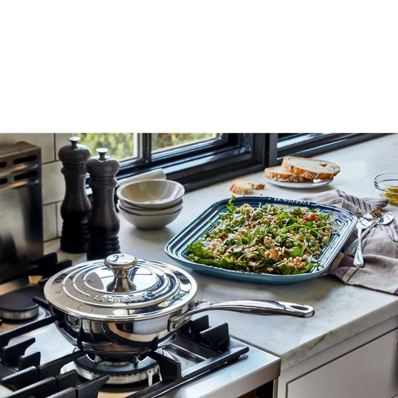 Stainless Steel 2-Qt. Saucier with Lid