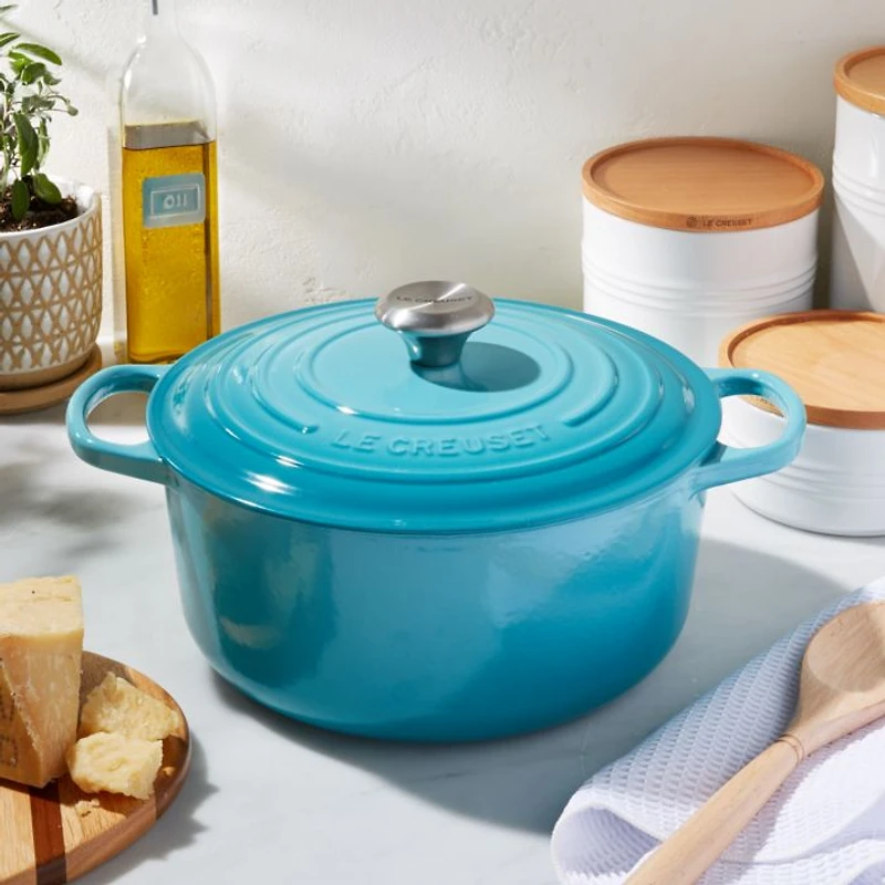 Quart Signature Round Dutch Oven