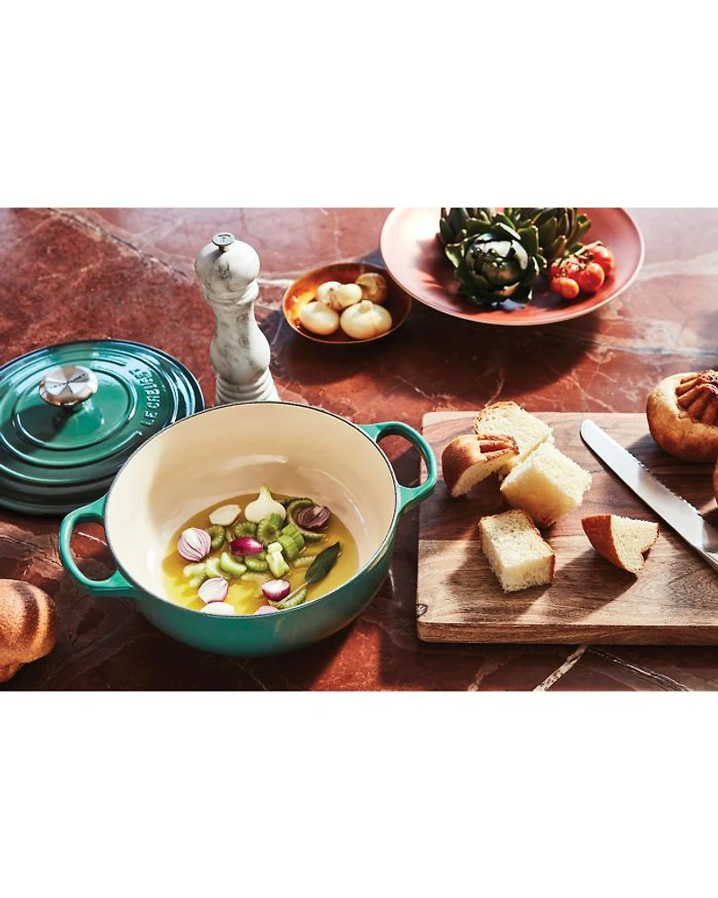 Quart Signature Round Dutch Oven