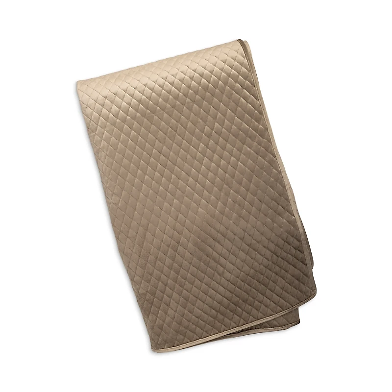Lili Alessandra Valentina Quilted Coverlet