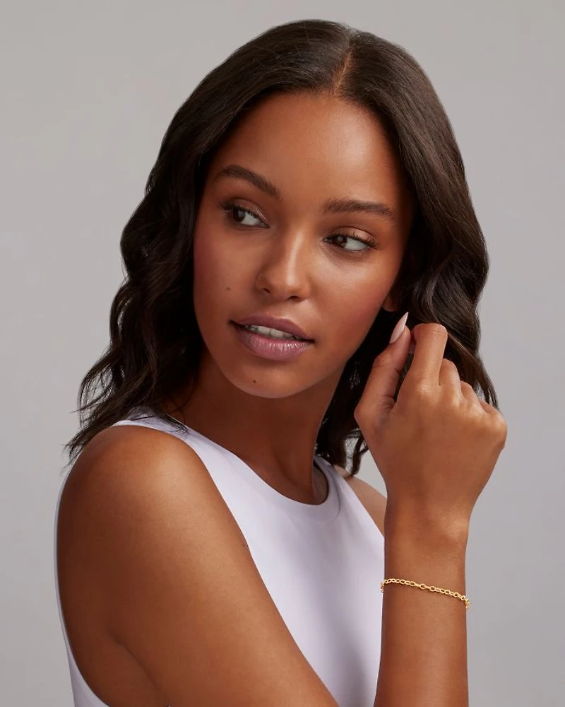 18K Yellow Gold Signature Caviar Beaded Oval Link Bracelet
