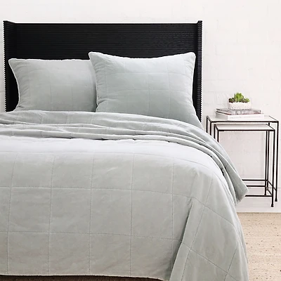 Pom Pom at Home Amsterdam Coverlet