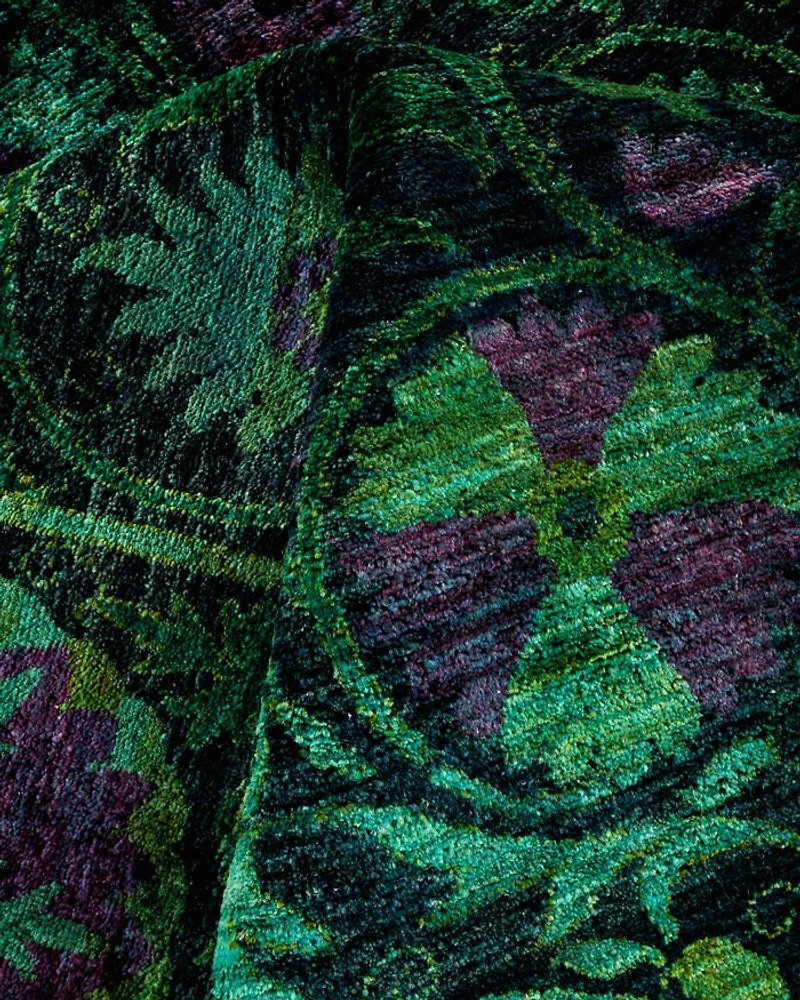 Fine Vibrance M1649 Area Rug, 8'3" x 10'4"