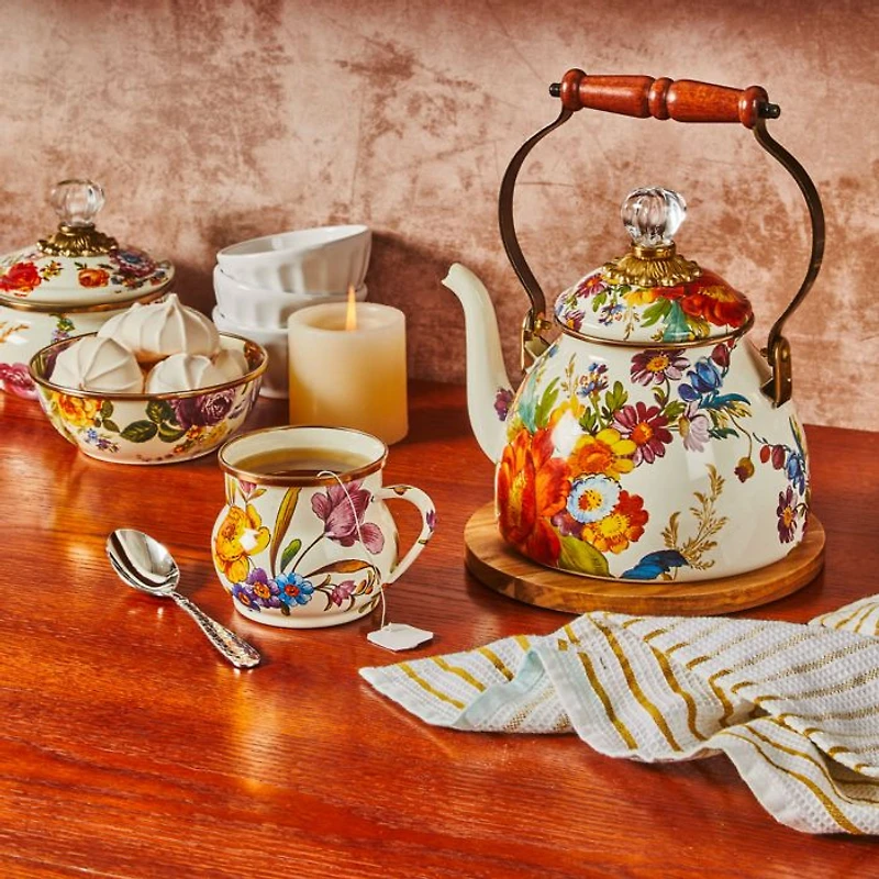 Flower Market 2-Quart Tea Kettle