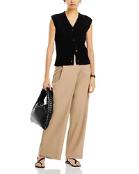 Buttoned Vest - Exclusive