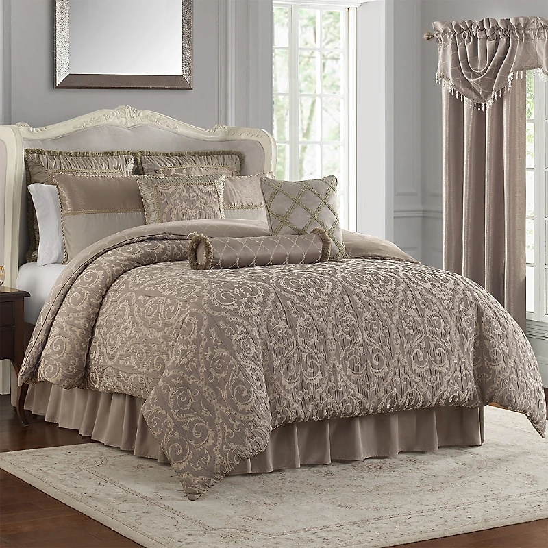 Waterford Hazeldene 6 Piece Comforter Set