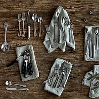 Berry and Thread 20 Piece Flatware Set, Polished