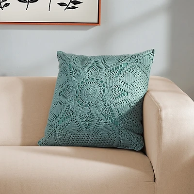 Roselli Trading Emma Crocheted Pillow