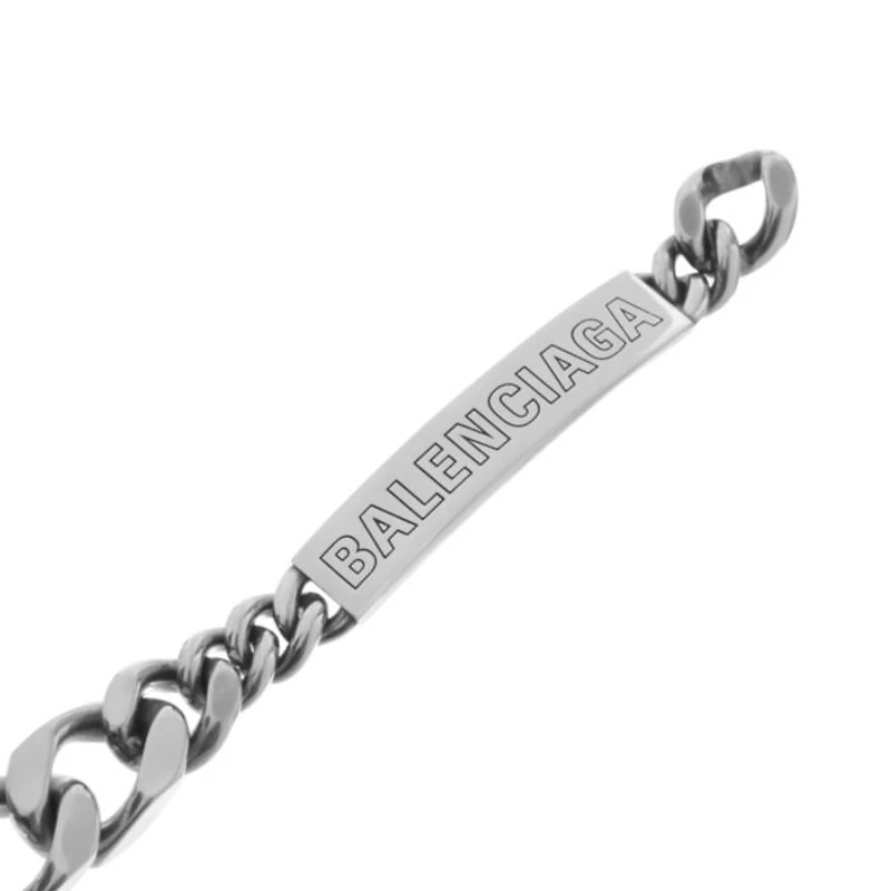 Plate Twist Bracelet