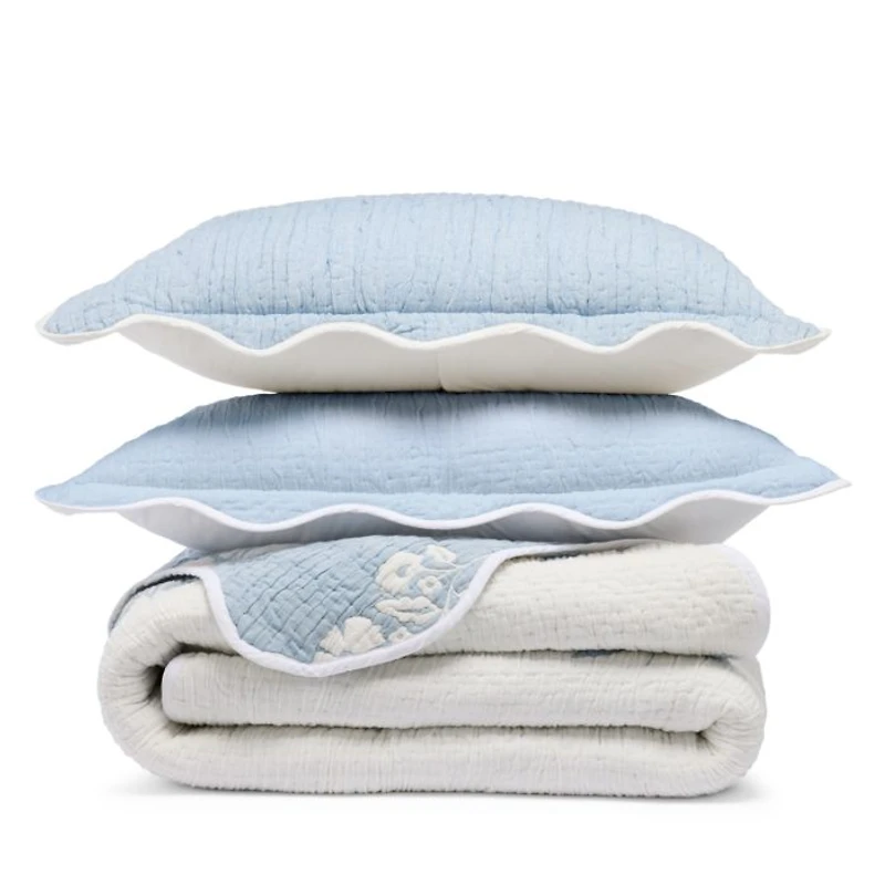 Floral Scalloped Reversible Quilt Set - Exclusive