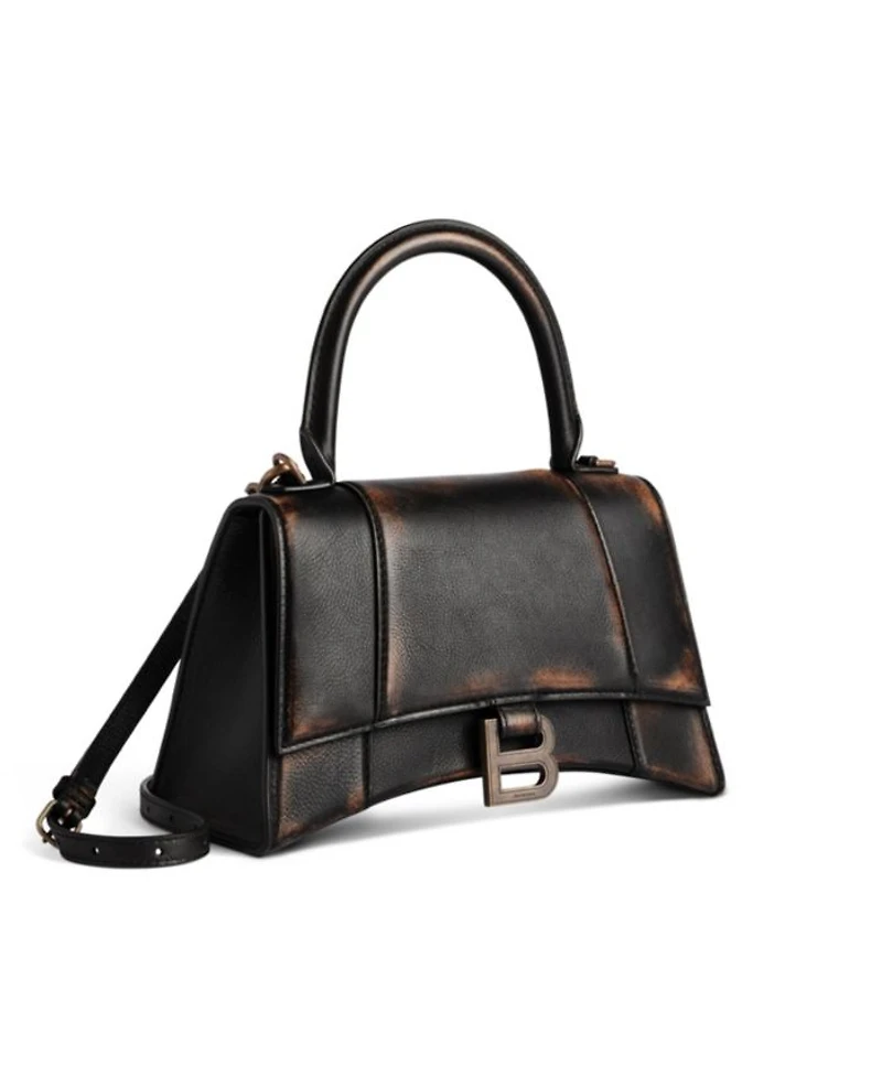 Hourglass Handbag Used Effect