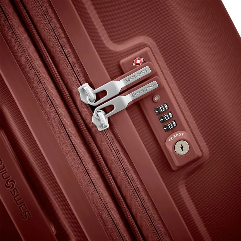 Outline Pro Large Spinner Suitcase
