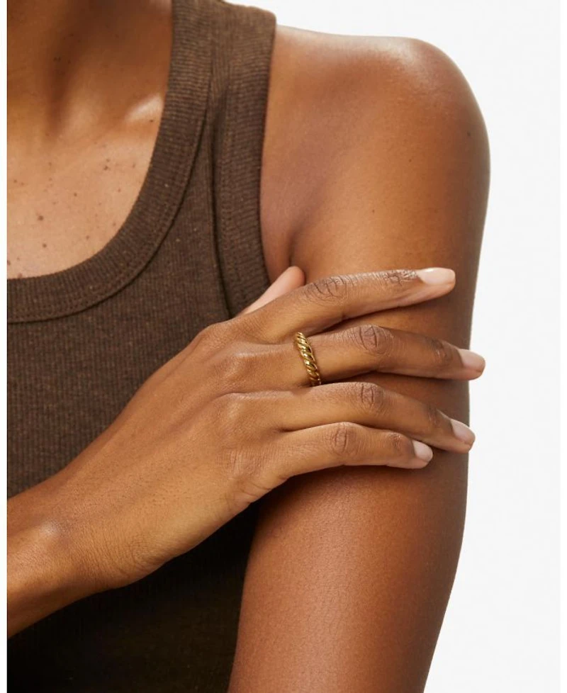Gold Twist Slim Rope Ring