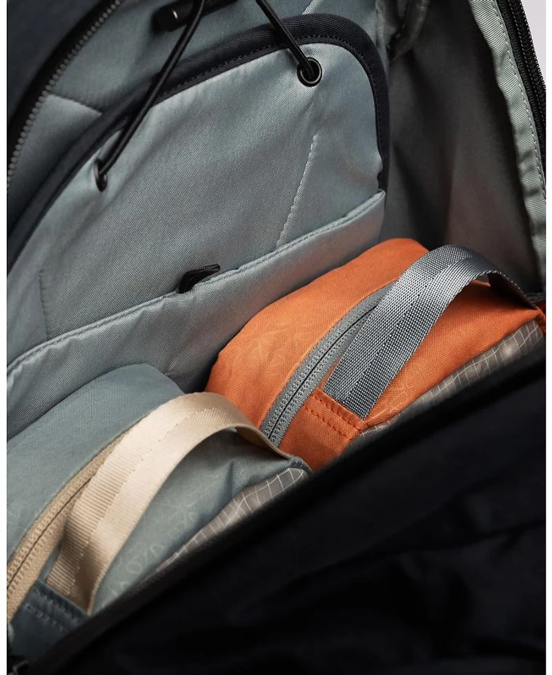 Unisex Travel Pods