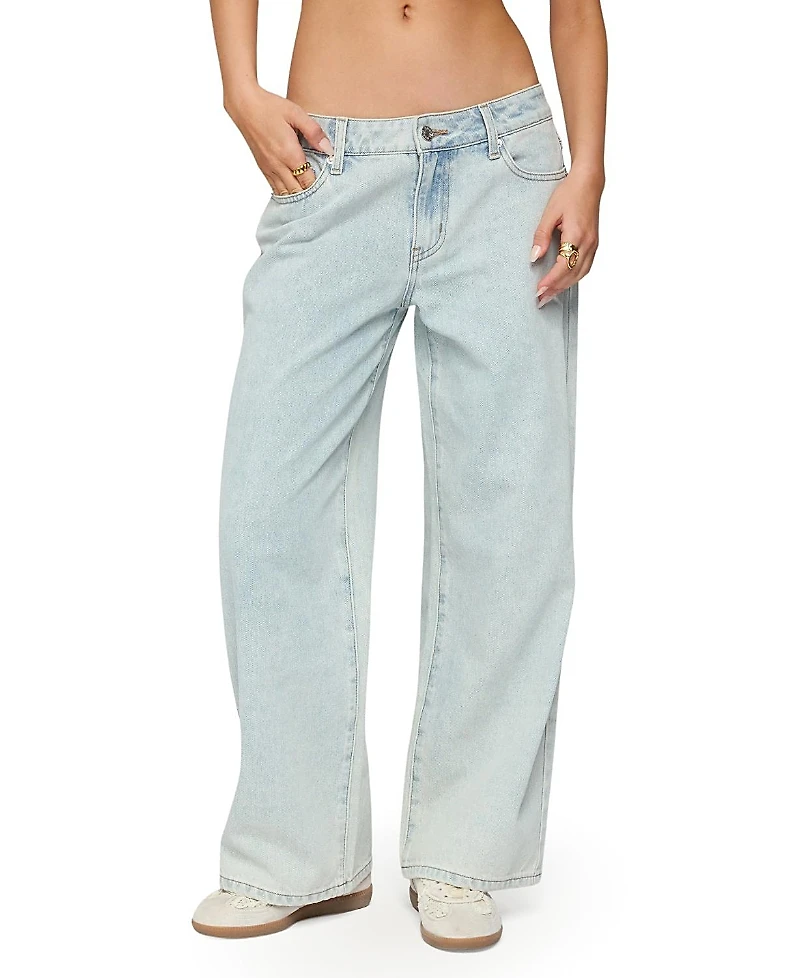 Edikted Petite Bow Pocket Relaxed Light Rinse Wash Jeans