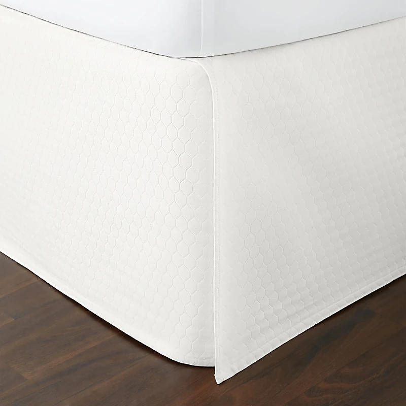 Sferra Favo Bedskirt