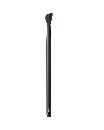 #10 Radiant Creamy Concealer Brush