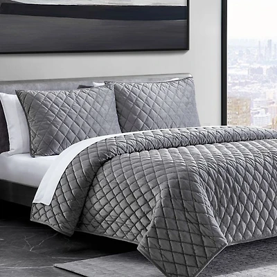 Diamond Velvet Charcoal King Quilt Set