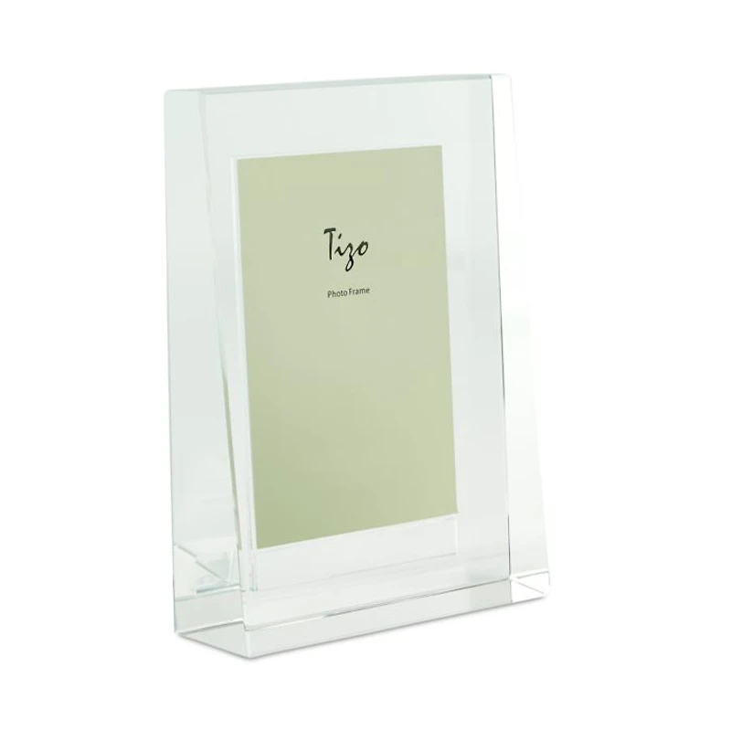 Clear Crystal Glass Pyramid Shape Frame, 4" x 6"