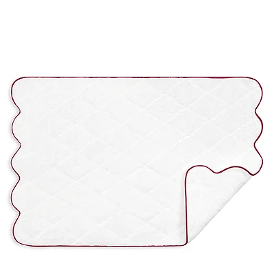 Matouk Cairo Scallop Quilted Mat
