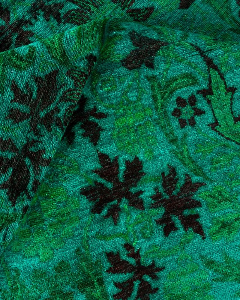 Fine Vibrance M1621 Area Rug, 8'2" x 10'