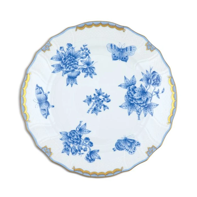 Queen Victoria Dinner Plate
