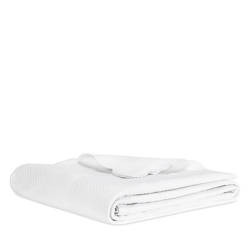 Lands Downunder Lattice Scallop Coverlet, King