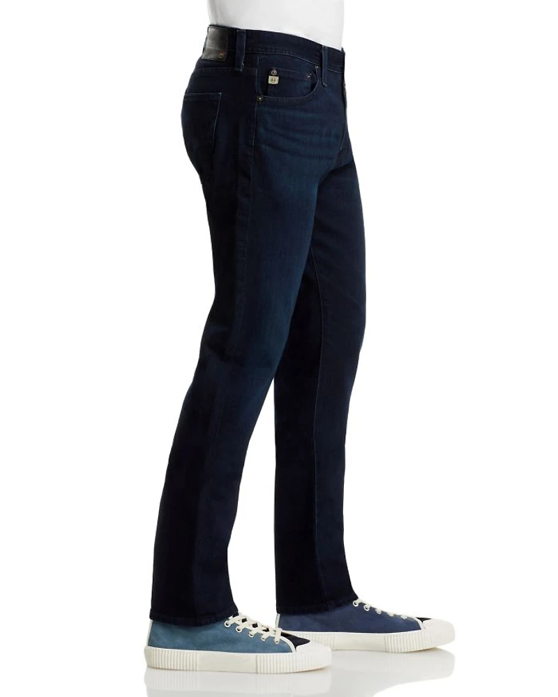 Everett Straight Fit Jeans