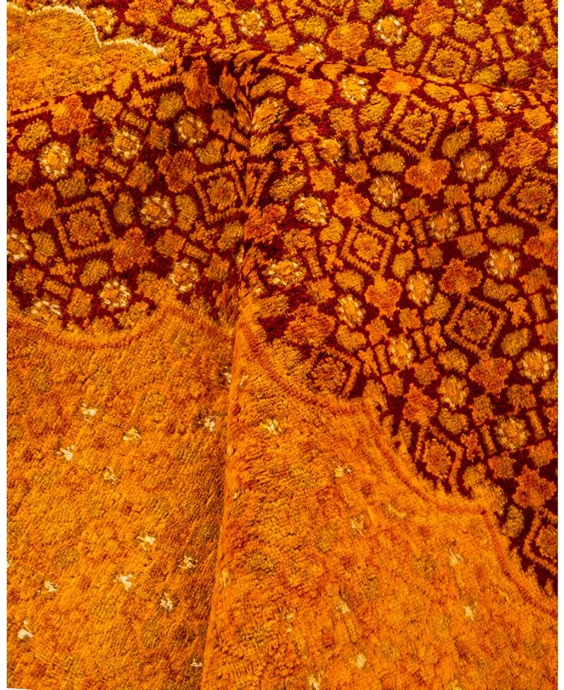 Bloomingdale's Fine Vibrance M1694 Area Rug, 8'1" x 10'2"