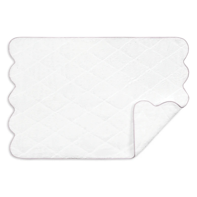 Matouk Cairo Scallop Quilted Mat