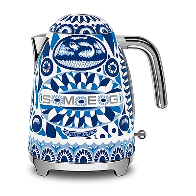 Smeg 50's Retro Style Aesthetic Blu Mediterraneo Kettle