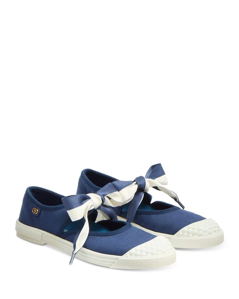Women's Sneakers