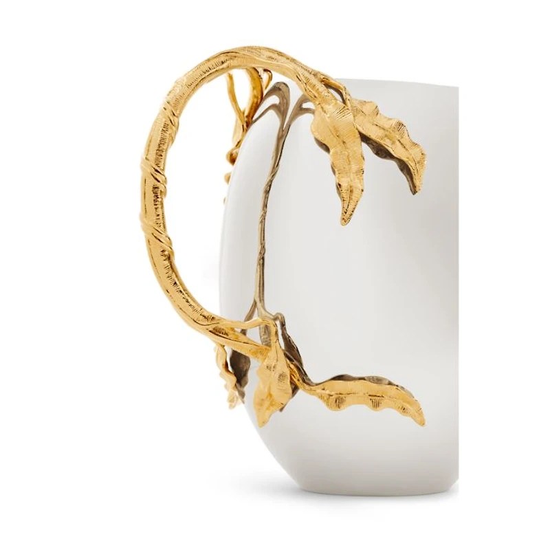 Fern Pitcher