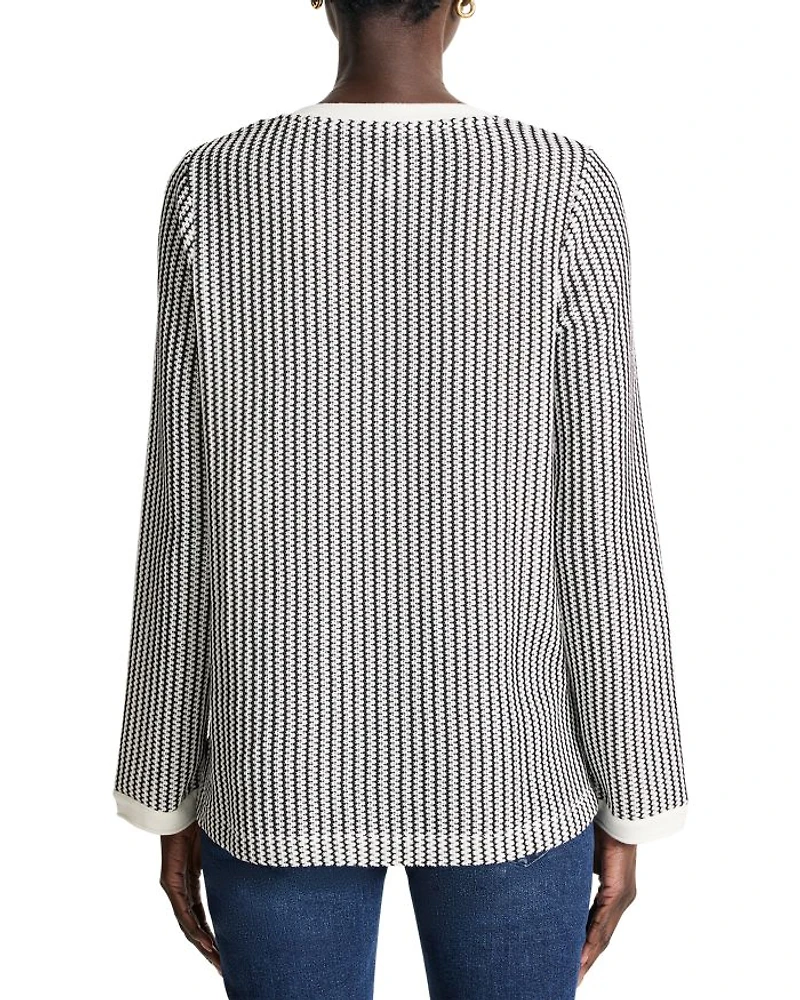Zig Zag Split V Neck Top