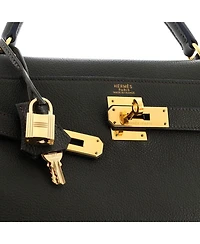 Kelly 32 Handbag Green Togo with Gold Hardware