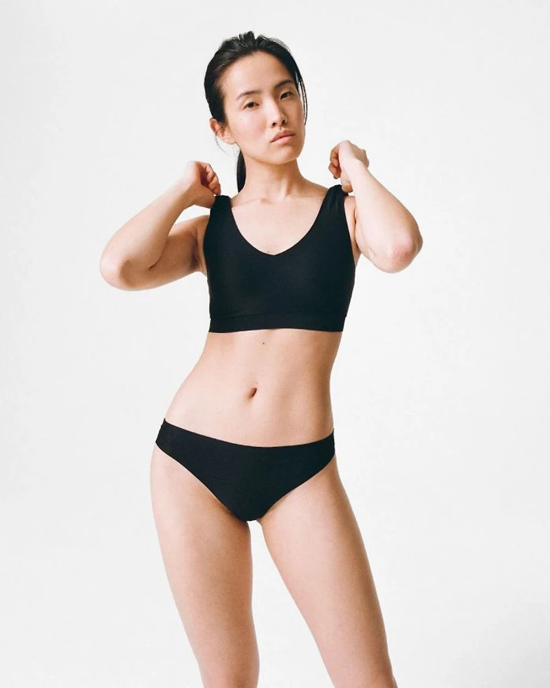 Soft Stretch One-Size Seamless Thong