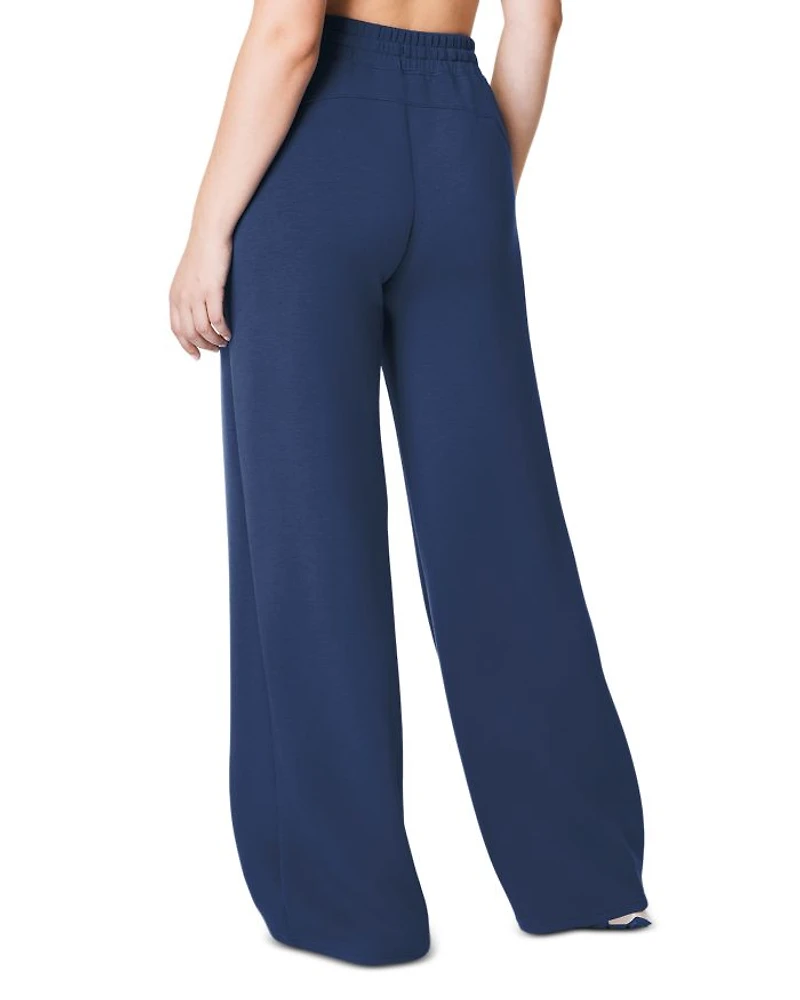 AirEssentials Wide Leg Pants