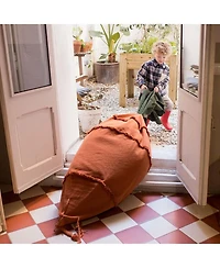 Cathy The Carrot Pouf