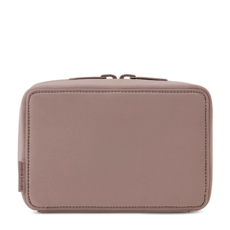 Arlo Large Tech Organizer