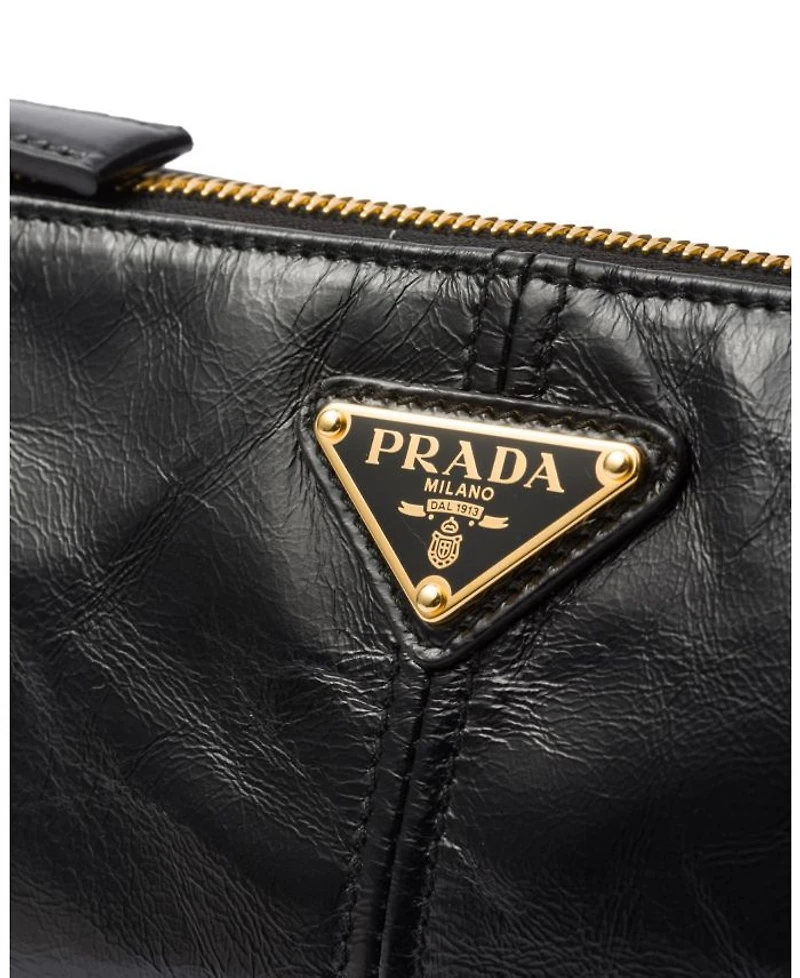 Re-Edition 2002 Medium Leather Shoulder Bag