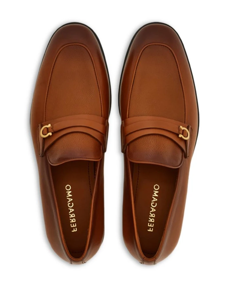 Men's Desiovit Gancini Ornament Leather Loafers