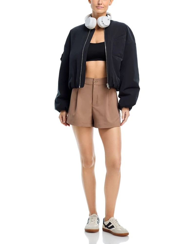 Status 3 Shorts